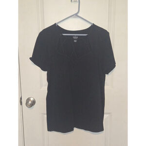Women's Torrid Black T-Shirt Size 3 with crisp cross neck line